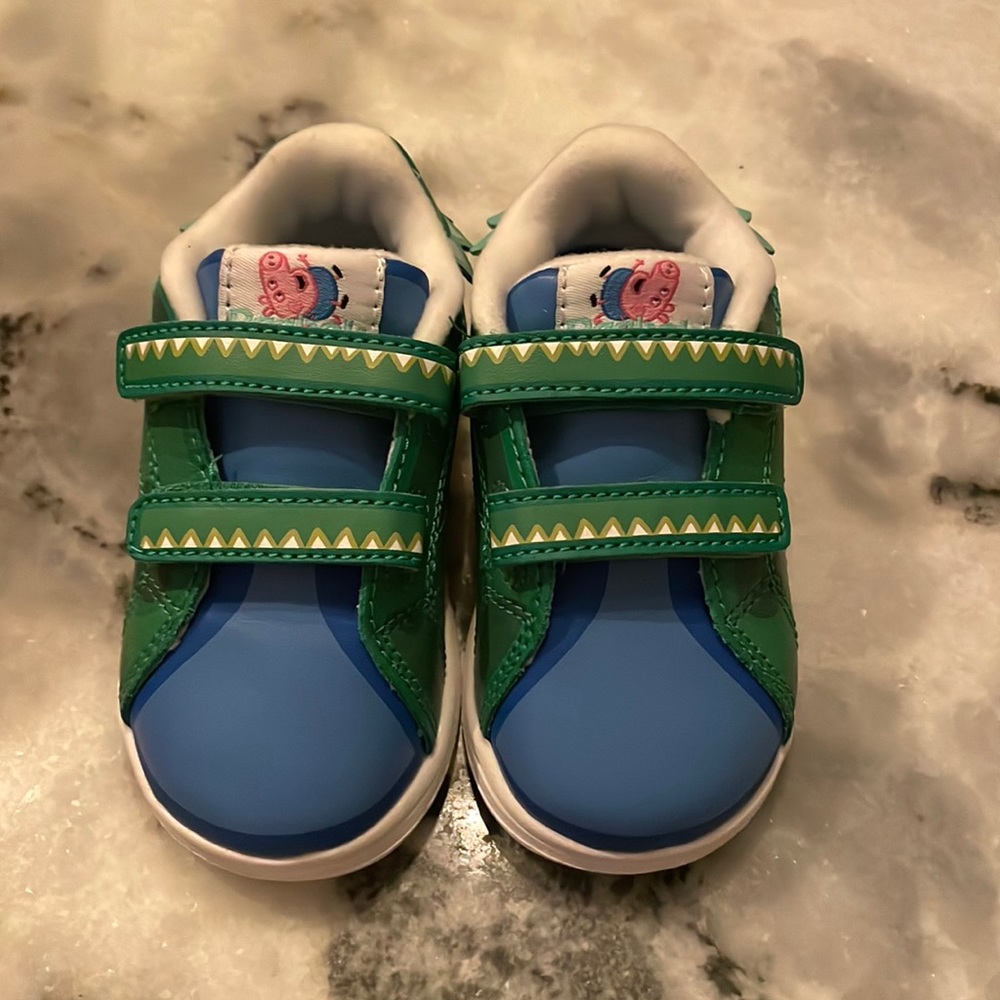 NWOT Toddler Reebok Peppa Pig